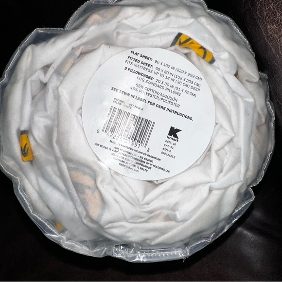 Joe Boxer Bedding Vintage Joe Boxer Happy Face Queen Sheen Set